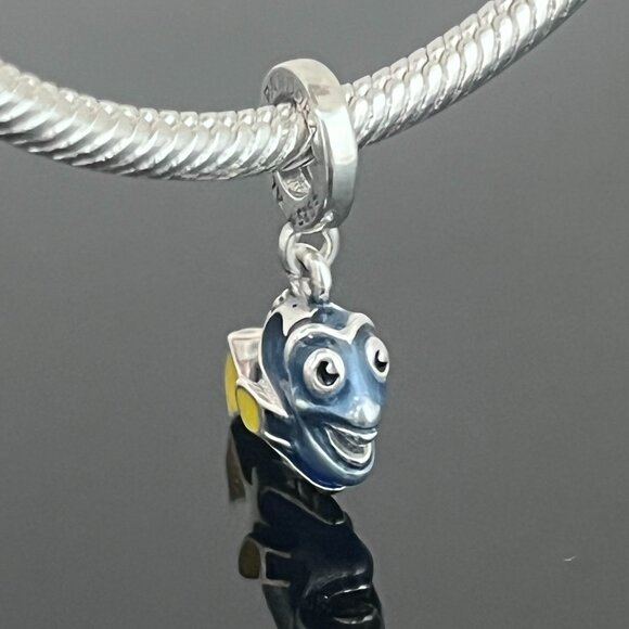 Pandora Dory Dangle Charm - Picture 4 of 4